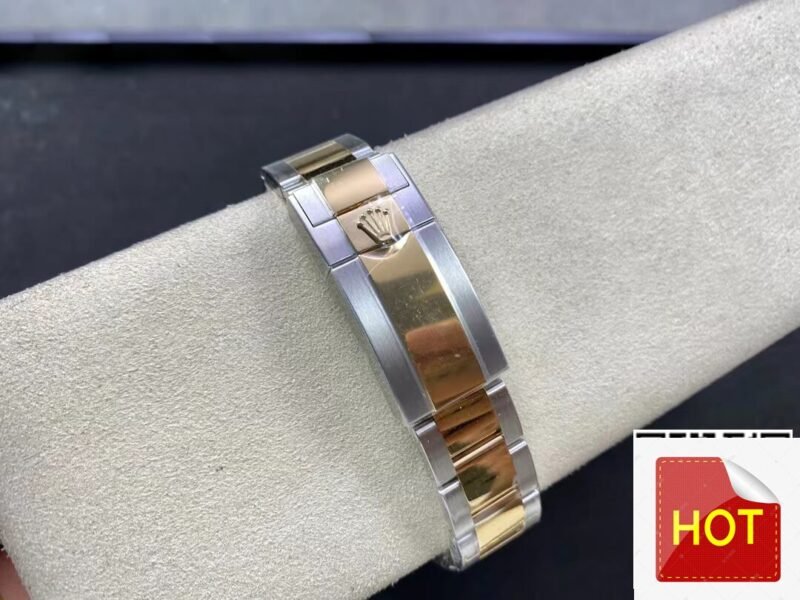 Rolex 116713-LN-78203 - Image 6