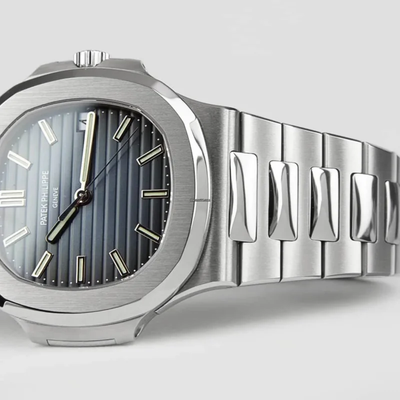 Patek Philippe Nautilus 5711/1A-001 - Image 2