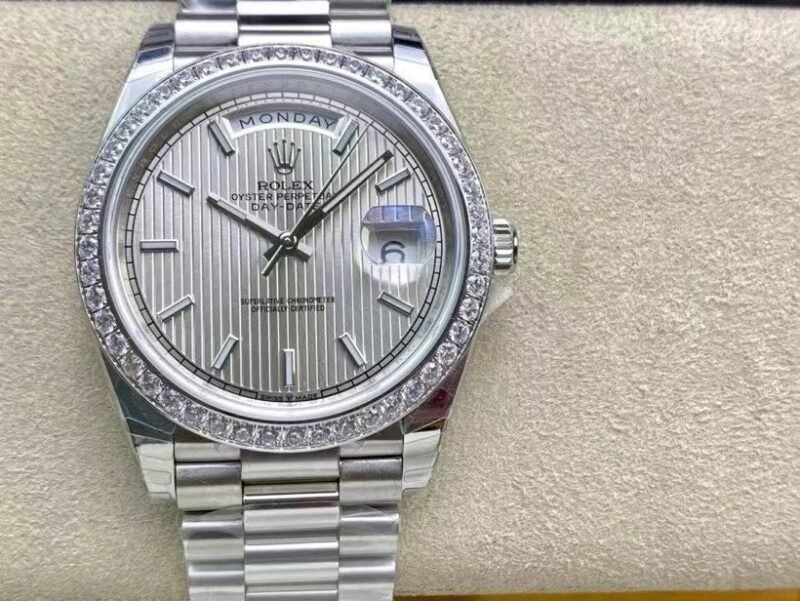 Rolex m228239-0001- Straight grain disk - Image 2