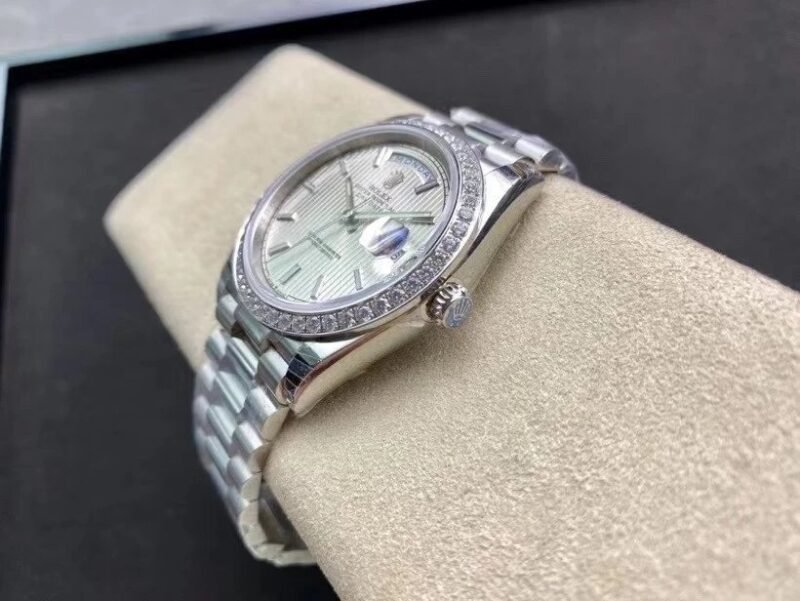 Rolex m228239-0001- Straight grain disk - Image 3
