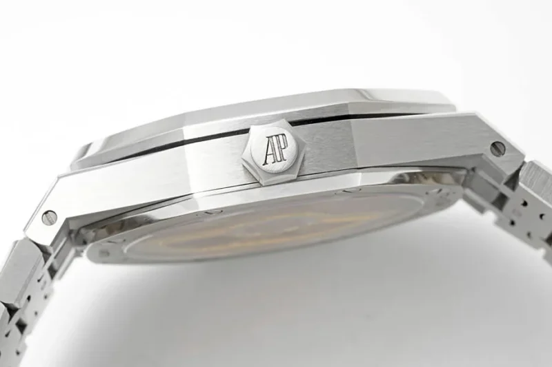 Audemars Piguet Royal Oak 15500ST.OO.1220ST.01 - Image 6
